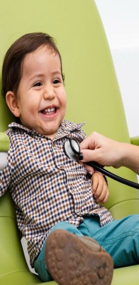 close-up-baby-boy-being-examined (2)